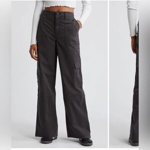 BP High-waisted Twill Cargo in Caramel